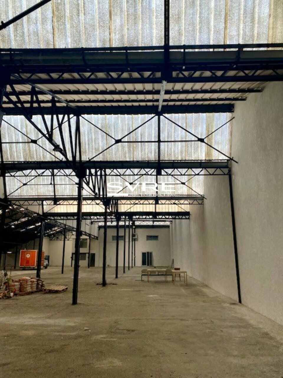 002004853_13_001668_1