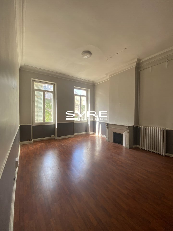 181394371_13_000203_6