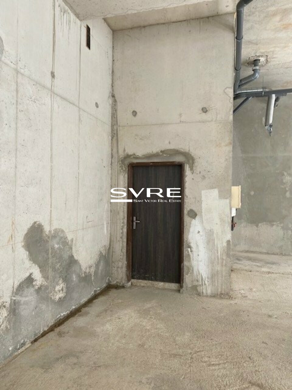 209239702_13_001698_10