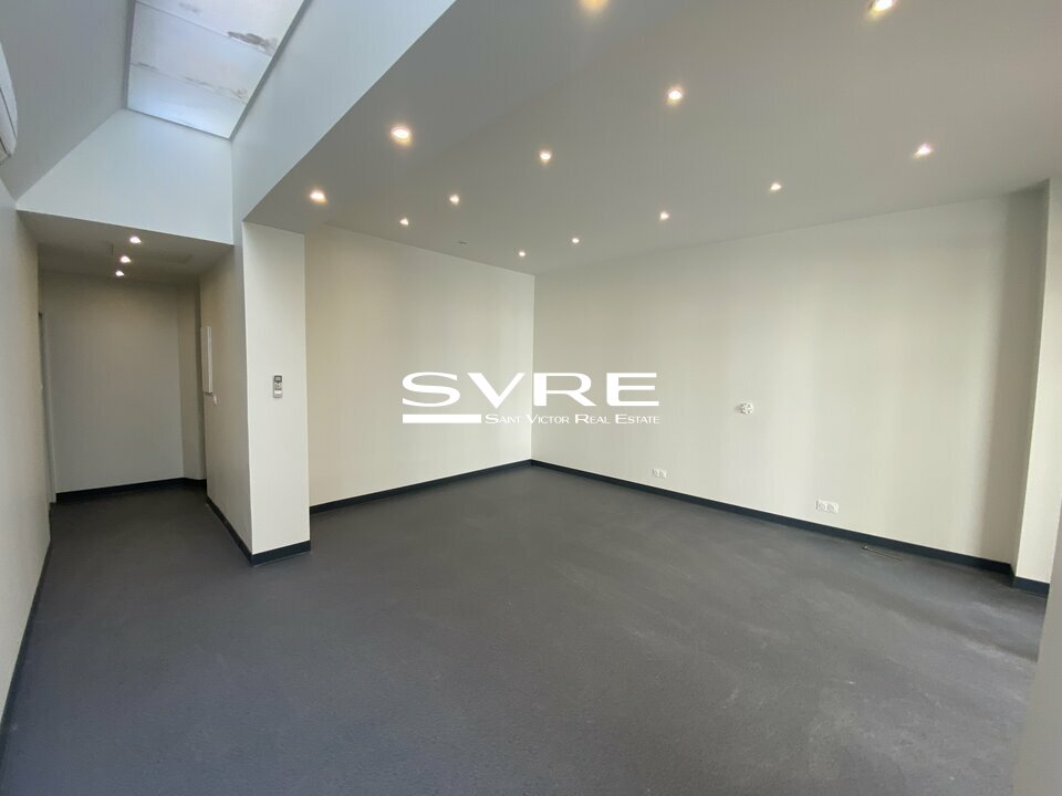 289182745_13_001811_7