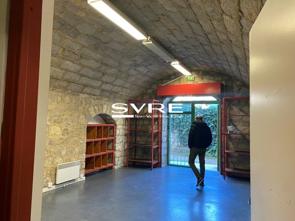 500382016_13_001533_6