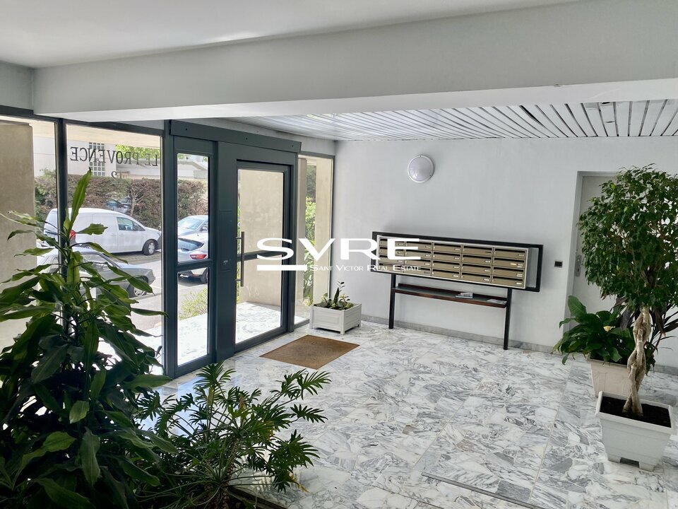 551267060_13_001808_10