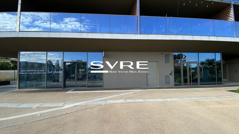 733656497_13_001749_3