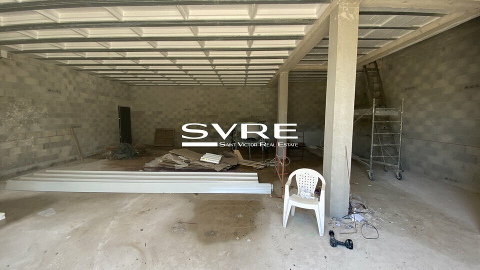 829305593_13_001773_5