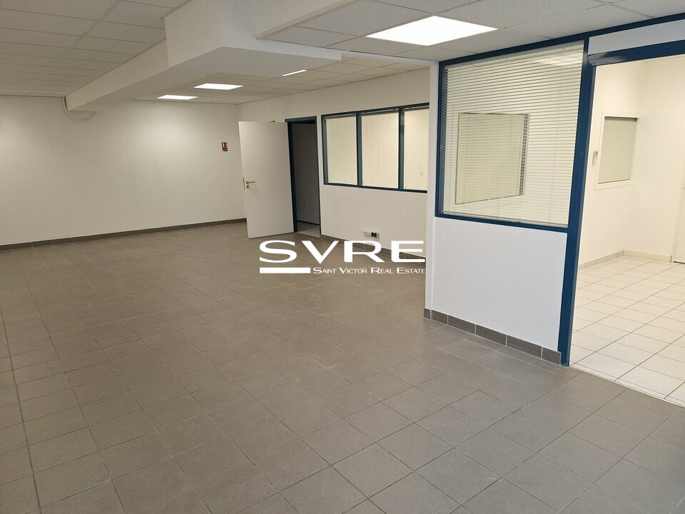 872216992_13_001635_7