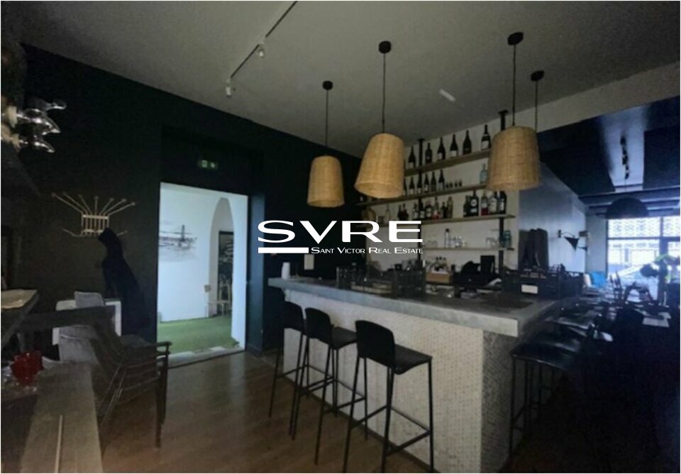 967692556_13_001781_3