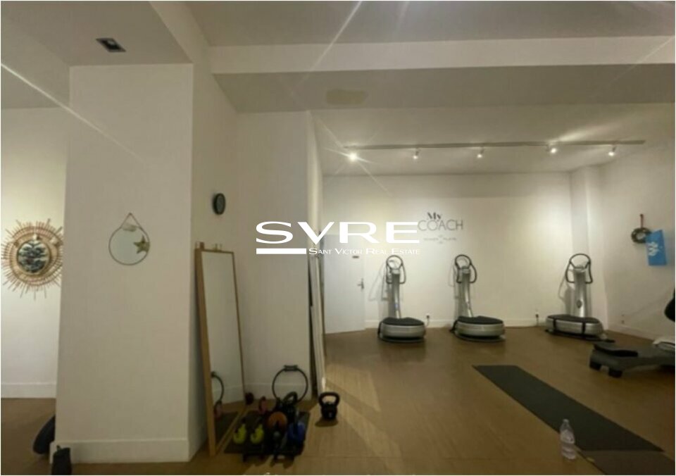 967698676_13_001781_7