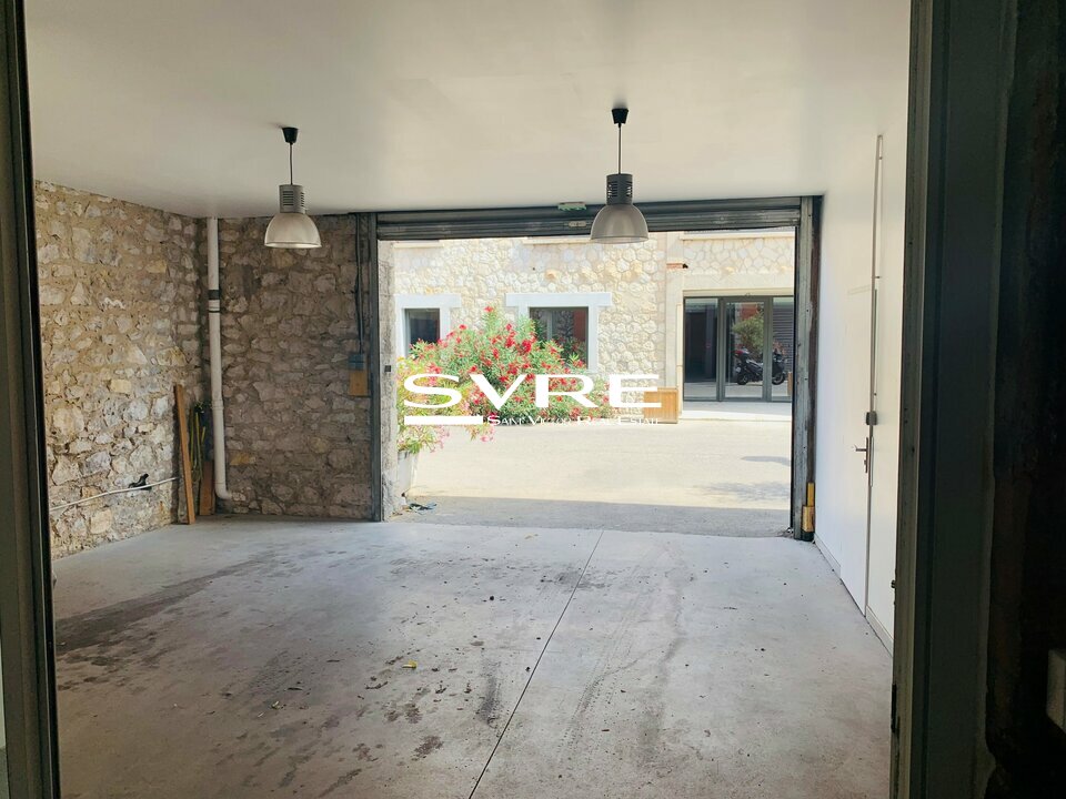 980041925_13_001828_4